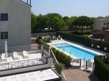 Residence Vecchio Faro Lido di Jesolo 0*,